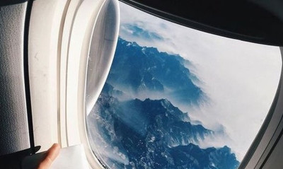 Μια αεροσυνοδός δίνει απαντήσεις σε 5 ερωτήσεις που πάντα ήθελες να κάνεις