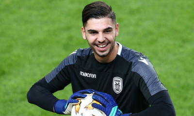 Τελειώνει του Σιαμπάνη στο «τριφύλλι»