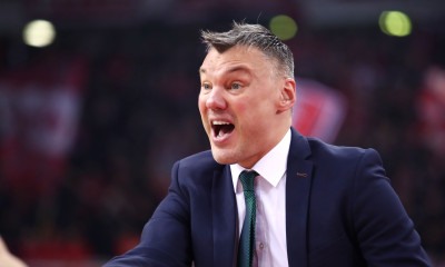 Μόνο με… κλωτσιές θα φύγει από τη Ζαλγκίρις ο Γιασικεβίτσιους