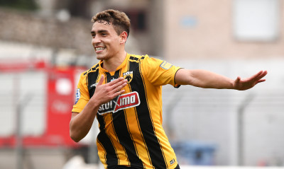 Λαμία-ΑΕΚ: Τρίτο δοκάρι και γκολ ο Πόνσε (photos+video)