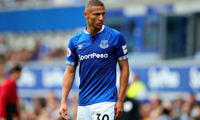 «Γλυκοκοιτάζει» Ριτσάρλισον η Μάντσεστερ Γιουνάιτεντ