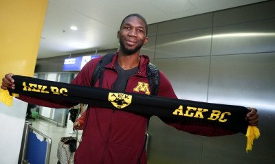 Εμπάκουε: «Δεν βλέπω την ώρα να παίξω για τον κόσμο της ΑΕΚ»