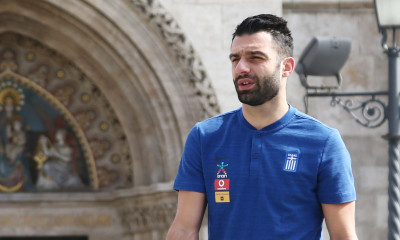 Το συγκινητικό αντίο του Τζαβέλλα στον Σουράλ (photo)