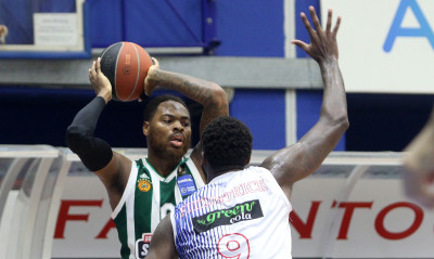 Τόμας: «Να πάρουμε το πρωτάθλημα…»