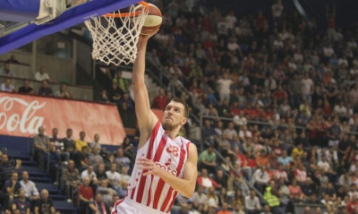 Σκέφτεται επιστροφή Κούζμιτς ο Ερυθρός Αστέρας