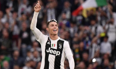 H δουλειά κάνει τους άντρες - Στην... οικοδομή ο Κριστιάνο (pics)