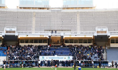 ΠΑΟΚ-ΑΕΚ: Μπάχαλο στο ΟΑΚΑ! Οπαδοί σε απόσταση 20 μέτρων! (photos)