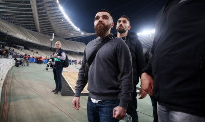 ΠΑΟΚ-ΑΕΚ: Πανηγύρισε με την ψυχή του ο Γ. Σαββίδης (photos+videos)