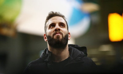 Παππάς και… Μάριος είναι «Τσιτσιπάς Χούλιγκανς» (photo+video)