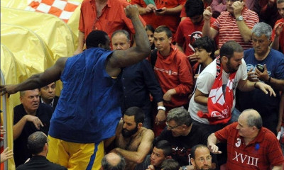 Οπαδός της Χάποελ χτύπησε τον φυσιοθεραπευτή της Μακάμπι - «Ο Σχορτσανίτης θα τον είχε… σκοτώσει!»