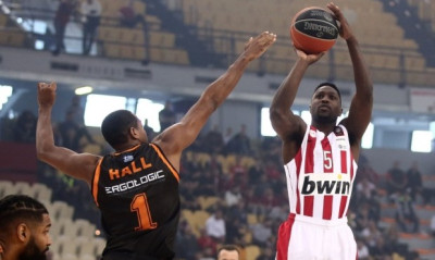 Basket League: Κανονικά τα playoffs, παράταση για Ολυμπιακό στο ΑΣΕΑΔ