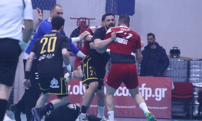 Προβάδισμα με… ένταση για Ολυμπιακό/Όμιλο Ξυνή κόντρα στην ΑΕΚ (photos+videos)