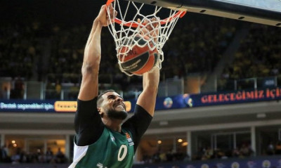 Η Ρεάλ Μαδρίτης «έκλεισε» τον Μπράντον Ντέιβις