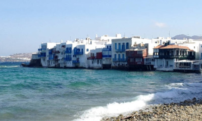 Μύκονος: Αμερικανός τουρίστας πλήρωσε 836 ευρώ για... καλαμαράκια