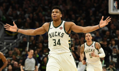 Ο Αντετοκούνμπο γίνεται «Μίδας» του ΝΒΑ! Θα πάρει το μεγαλύτερο συμβόλαιο όλων των εποχών!