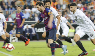 Το αήττητο της Βαλένθια και η «απάντηση» του Μέσι