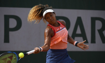 Ρολάν Γκαρός: Με ανατροπή στο δεύτερο γύρο η Οσάκα