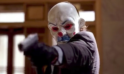 Έχεις δει ψηφοφόρο να… οπλοφορεί;