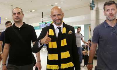 ΑΕΚ: Έφτασε ο Καρντόσο (photos)