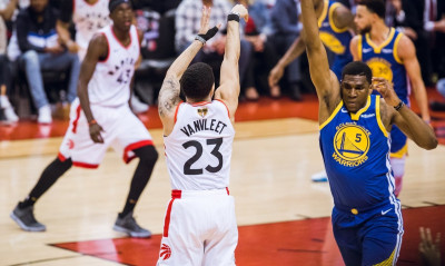 NBA: Μόνο… Τορόντο στο Top-5 (video)