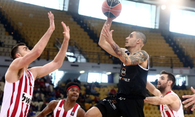 Κάνει την αρχή με Κόνιαρη ο Ολυμπιακός, συμφωνία για τρία χρόνια!