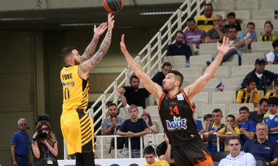 New... York, «μεταμορφωμένη» ΑΕΚ! (video+photos)