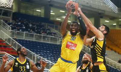 ΑΕΚ-Περιστέρι 66-67: Έκανε την έκπληξη και πήρε το πλεονέκτημα (photos)