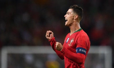 Κριστιάνο Ρονάλντο: «16 χρόνια οι αριθμοί μιλάνε από μόνοι τους» (photos+videos)