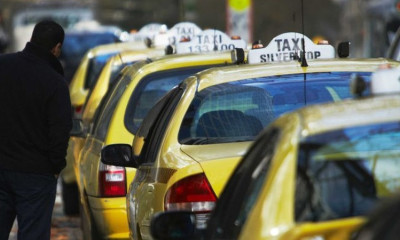 Απίθανος οδηγός παθαίνει «καρδιακή προσβολή» για να αποφύγει φθηνη κούρσα (photos)