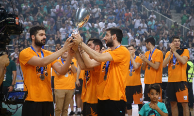 Αποθέωση για Προμηθέα και Μάκη Γιατρά στο ΟΑΚΑ! (video)