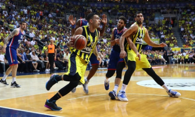 Έτσι έμεινε «ζωντανή» η Φενέρμπαχτσε με ουσιαστικό Σλούκα! (videos)