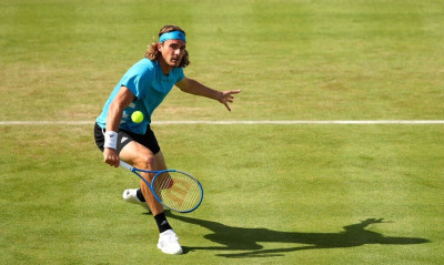 Στέφανος Τσιτσιπάς: Τι ώρα και σε ποιο κανάλι θα δούμε τον προημιτελικό!