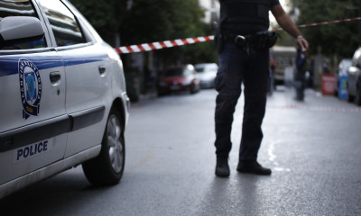 Σοκ στην Αγία Παρασκευή: Σκότωσε τον πατέρα της με πολλές μαχαιριές κι επιχείρησε να αυτοκτονήσει