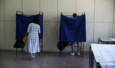 Νέα δημοσκόπηση: Πεντακομματική βουλή με αυτοδυναμία «βλέπει» νέα μέτρηση