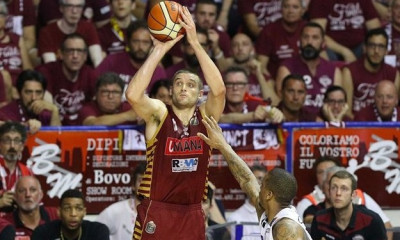 Βενέτσια-Σάσαρι 87-61: «Πάρτι» από Μπράμος και Χέινς και κούπα δυο χρόνια μετά (video)