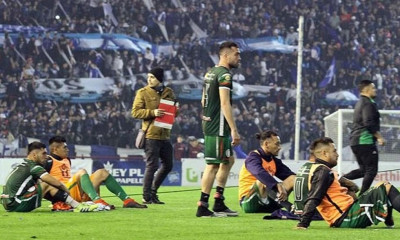 Απίστευτο! Ομάδα στην Αργεντινή προχώρησε σε… καθιστική διαμαρτυρία (video+photos)