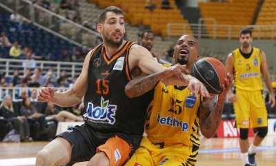 Στο στόχαστρο της ΑΕΚ ο Σαλούστρος, ανακοινώνεται για τέσσερα χρόνια ο Τολιόπουλος!