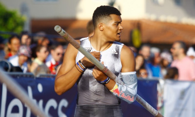 Ρεκόρ και ετοιμάζεται για το παγκόσμιο Πρωτάθλημα ο Καραλής