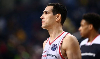 Η τριποντάρα του Νίκου Ζήση, στην κορυφή του γερμανικού Top 10 (video)