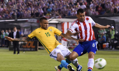 Αρχίζουν τα νοκ άουτ με βραζιλιάνικο πάρτι