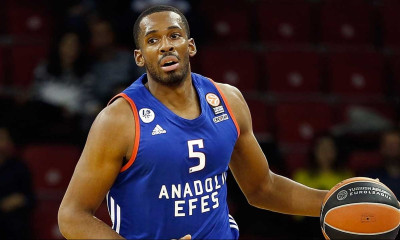 Στον Ερυθρό Αστέρα ο Μπράουν!