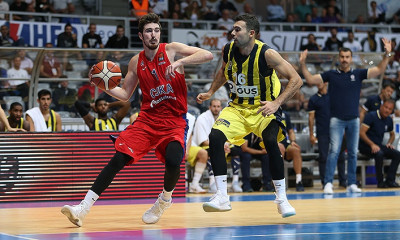 Χάνει Γκούντουριτς και κοιτάζει… Ντε Κολό η Φενέρμπαχτσε!