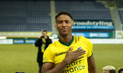 AEK: Σενάριο για Ντιασενί μέσω... Λαμίας (photos)