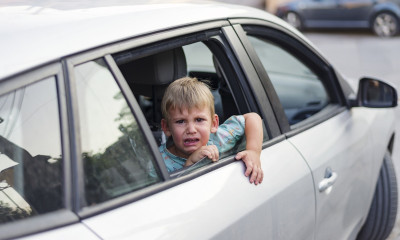 Πώς θα μάθει ένα παιδί να αποφεύγει τους αγνώστους: Το βίντεο που πρέπει να δουν όλοι οι γονείς