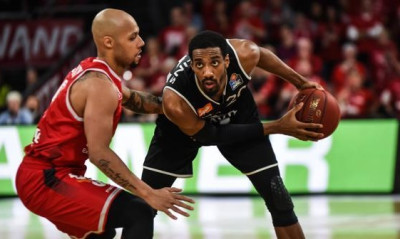 Στη Ζενίτ ο Χόλινς (photos+video)