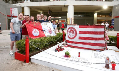 Ολυμπιακός – Νότιγχαμ: Τίμησαν τους νεκρούς της Θύρας 7 οι Άγγλοι (photos)