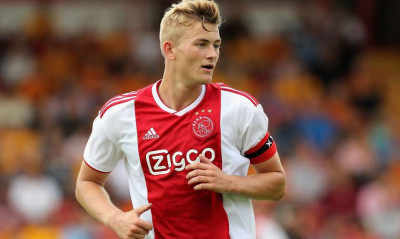 Γιουβέντους: Αίσιο τέλος με Ντε Λιχτ (photos+video)