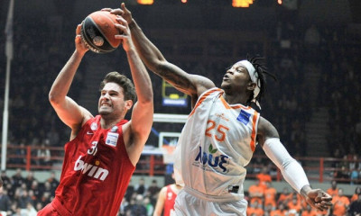 Αυτός είναι ο Ρίον Μπράουν (photos+videos)