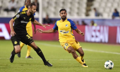 Παναθηναϊκός και ΑΠΟΕΛ συζητάνε τη ρήτρα για Ζαχίντ