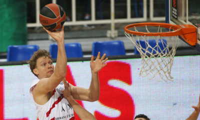 Ολυμπιακός: Υπέγραψε και ανακοινώθηκε ο Κουζμίσκας